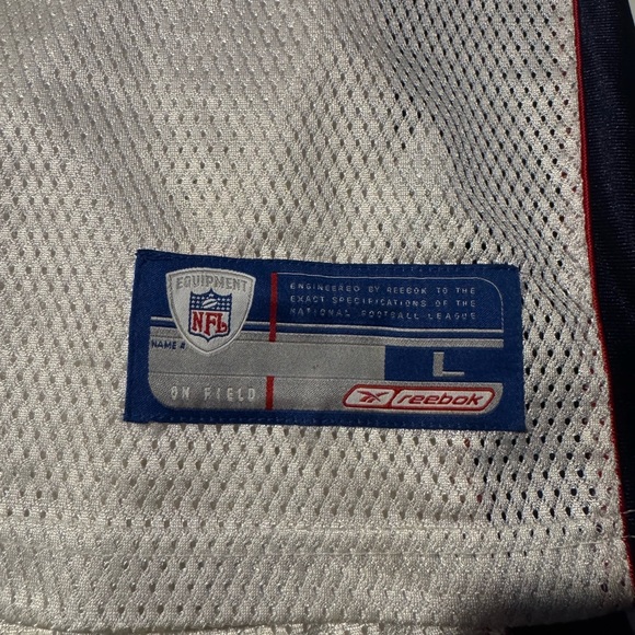 New England Patriots Teddy Bruschi Jersey - Picture 6 of 7